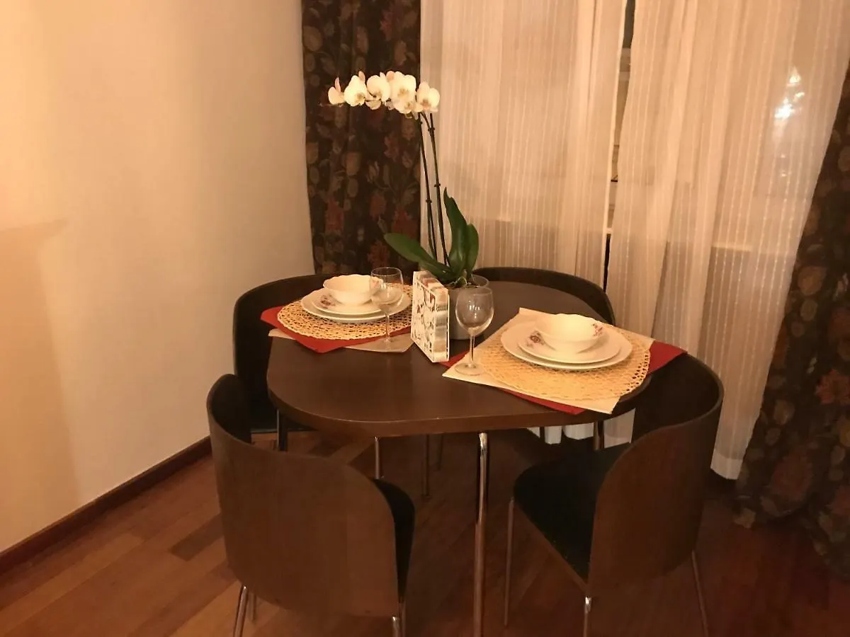 Apartament Stare Miasto Długa 8 Warszawa